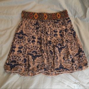 Patterned Lightweight Skirt
